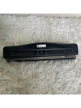 ACCO Mutual 23 Office Metal 3 Hole Punch Heavy Adjustable